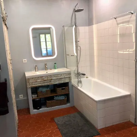 Beau 3 Pieces 83 M2 Au Coeur Du Centre Historique D'aix En Provence アパート *